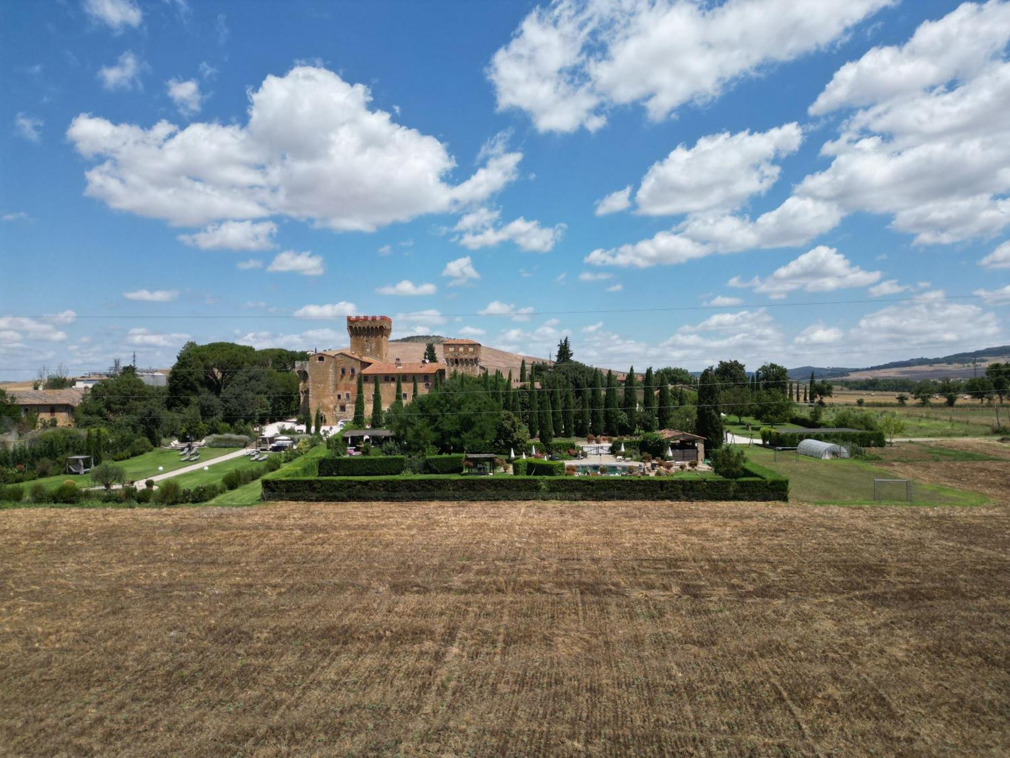 Agriturismo Castello La Grancia Di Spedaletto Pienza Buitenkant foto