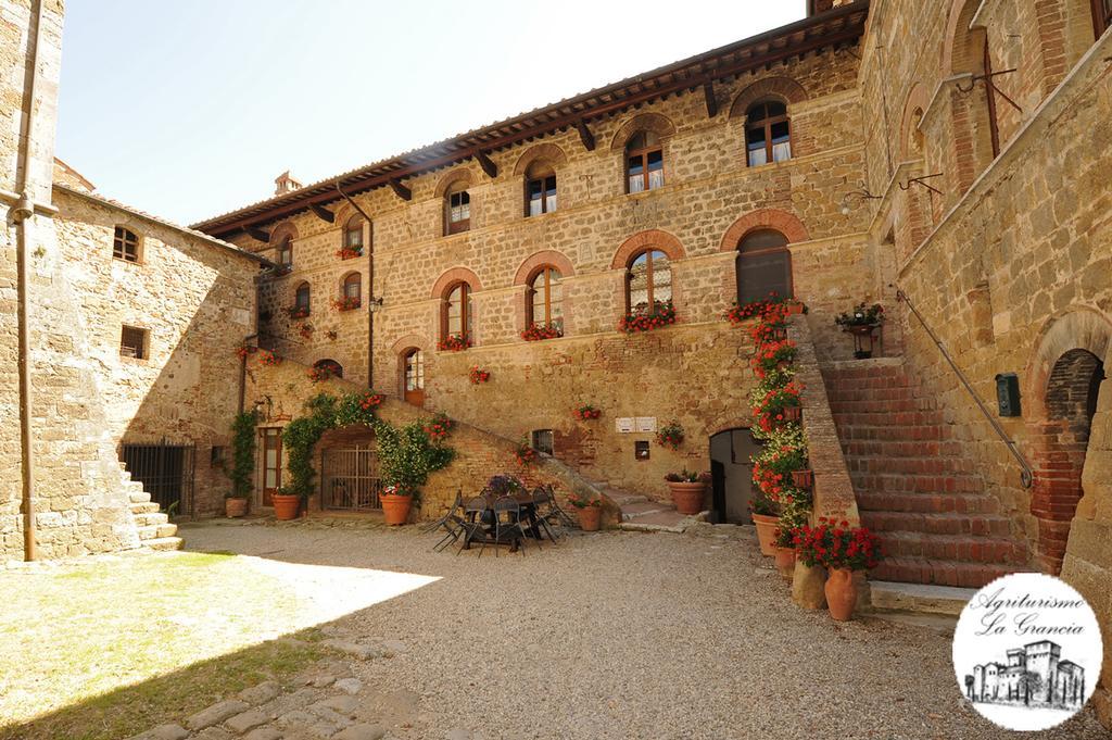 Agriturismo Castello La Grancia Di Spedaletto Pienza Buitenkant foto